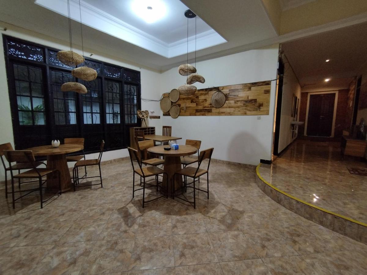Joker Guest House Ουμπούντ Εξωτερικό φωτογραφία